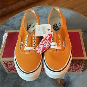 Vans Authentic 44DX (Anaheim Factory) OG Gold.